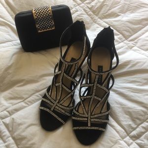 Beautiful Dressy Glittery Sandals -EUC